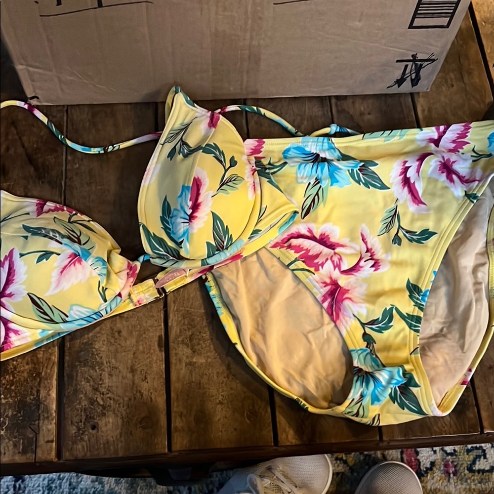 Yellow Floral Bikini Set - Pink & Blue Flowers
3 piece set
